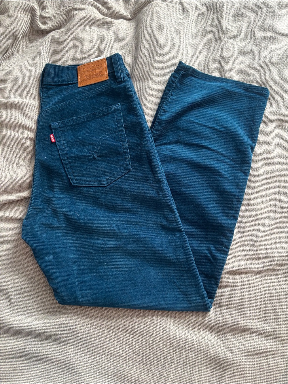 Levi Corduroy Pants